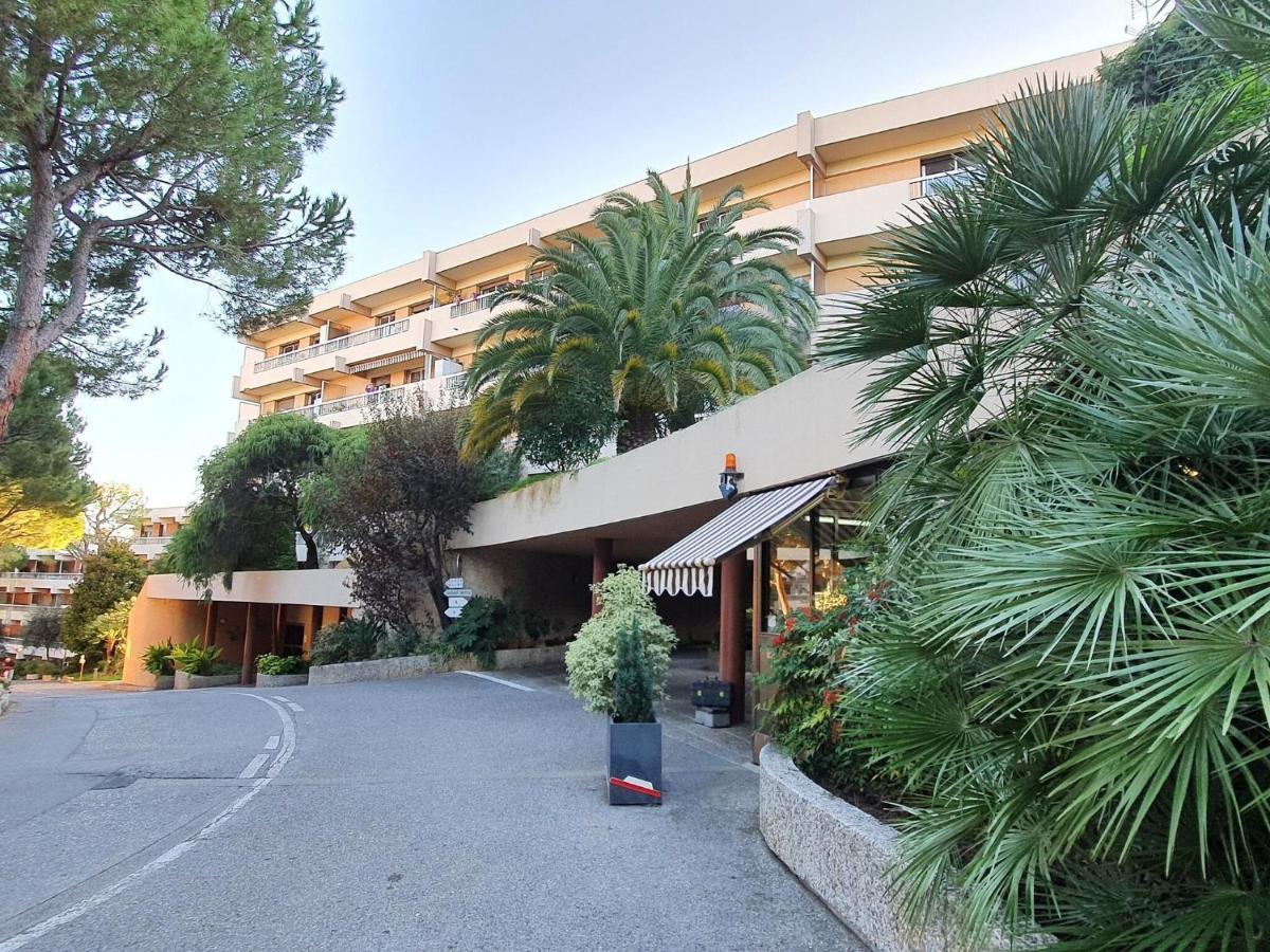 Classy Apartment In Nice With Pool And Private Parking Place Exterior foto
