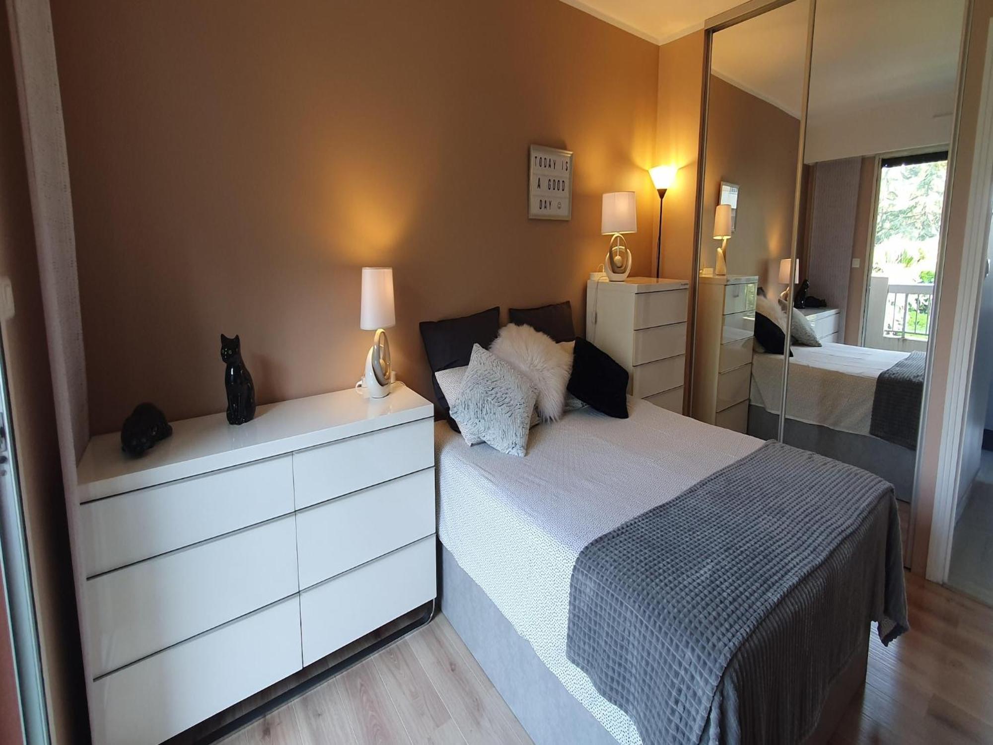 Classy Apartment In Nice With Pool And Private Parking Place Exterior foto